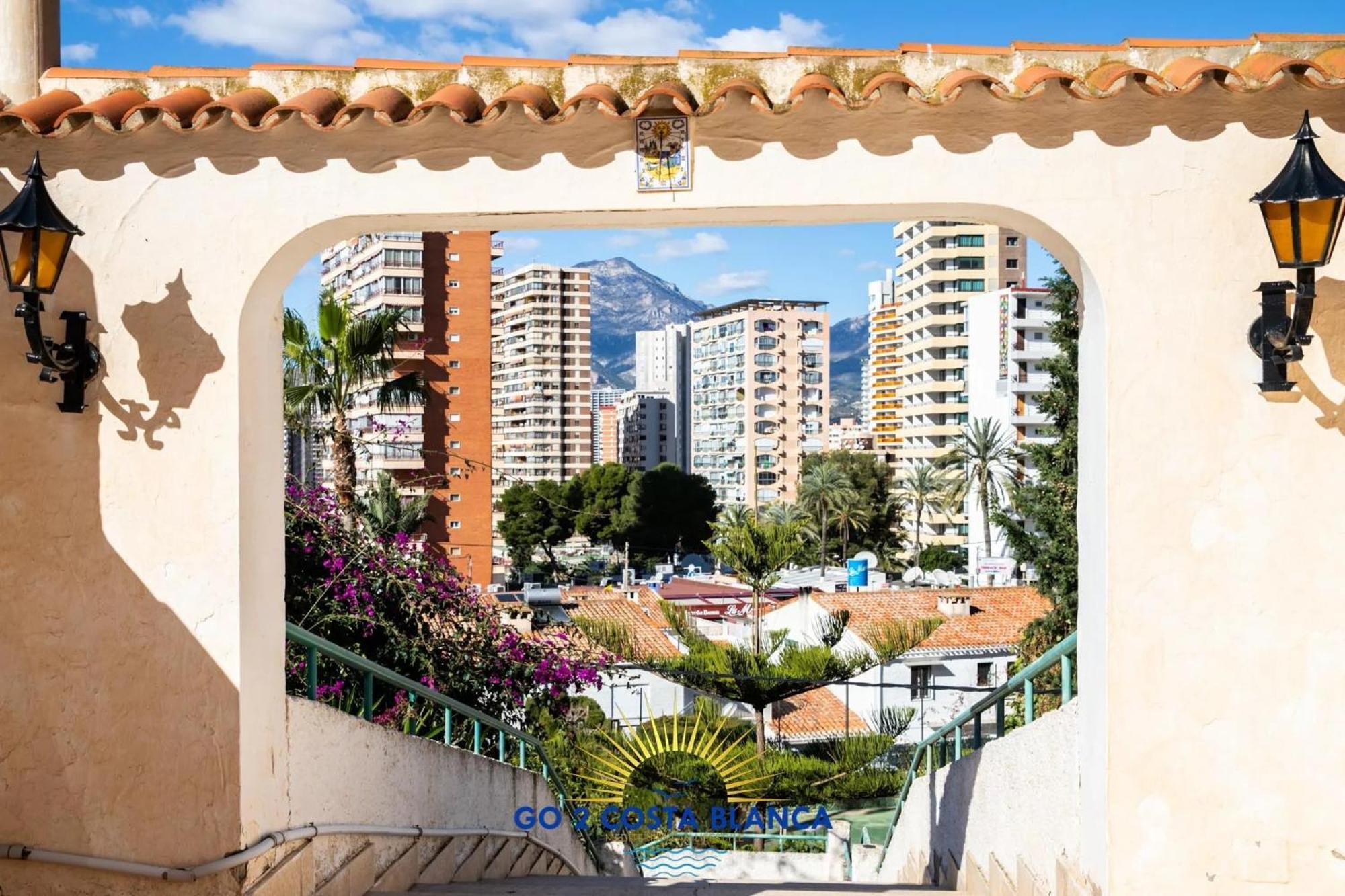 Sunflower Benidorm Extérieur photo